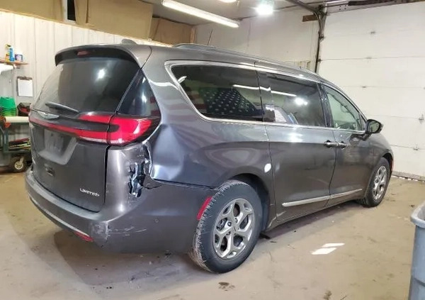 Chrysler Pacifica cena 106000 przebieg: 94681, rok produkcji 2022 z Daleszyce małe 67